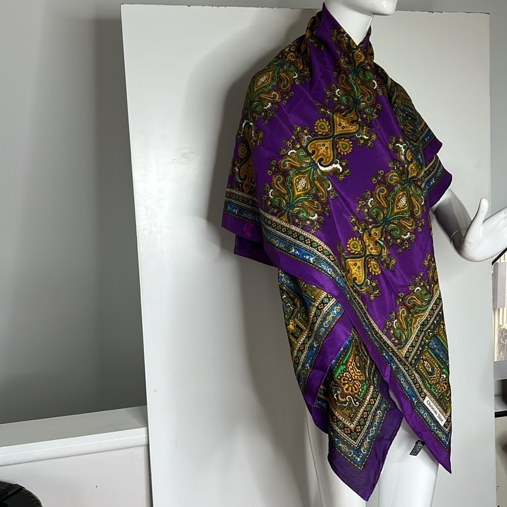 Christian Dior Rare Vintage 55” x 53” Extra Large Silk Shawl Wrap Scarf - Picture 5 of 13